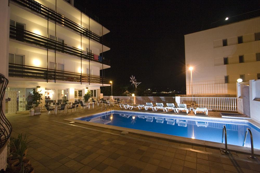 Es Mitjorn Hotel San Antonio  Exterior photo